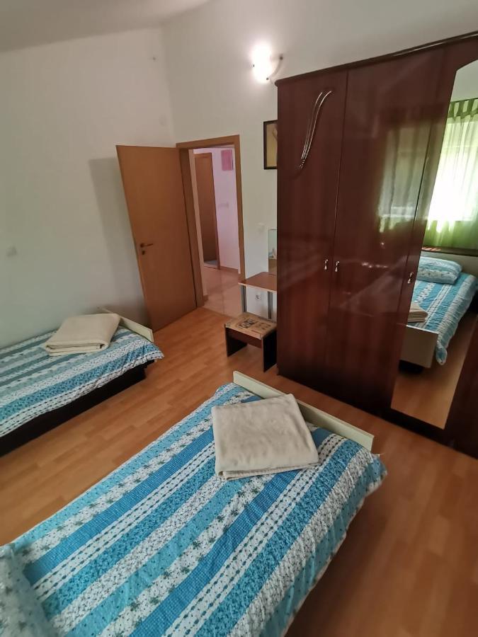 Trilj Apartman Jurika Εξωτερικό φωτογραφία