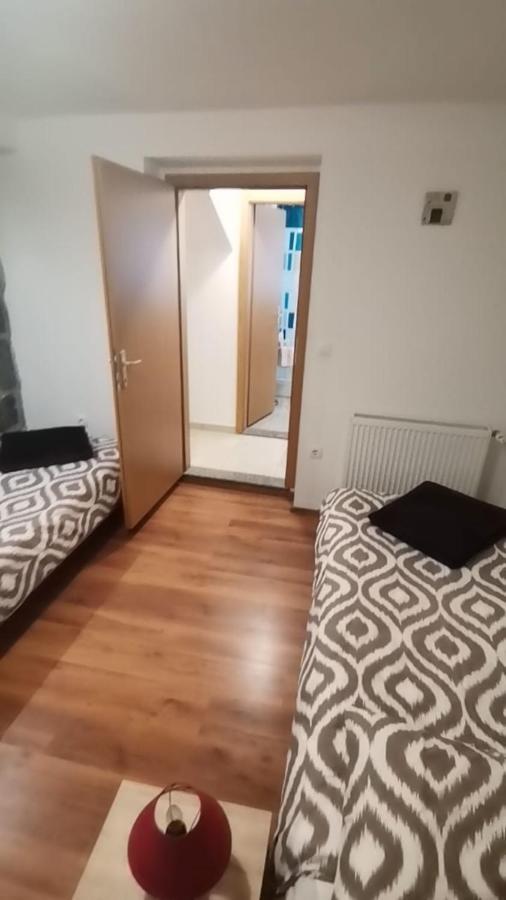 Trilj Apartman Jurika Εξωτερικό φωτογραφία
