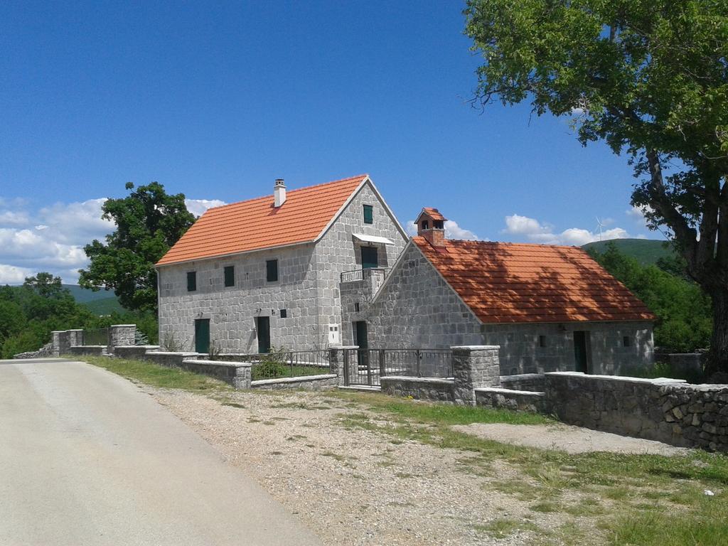 Trilj Apartman Jurika Εξωτερικό φωτογραφία